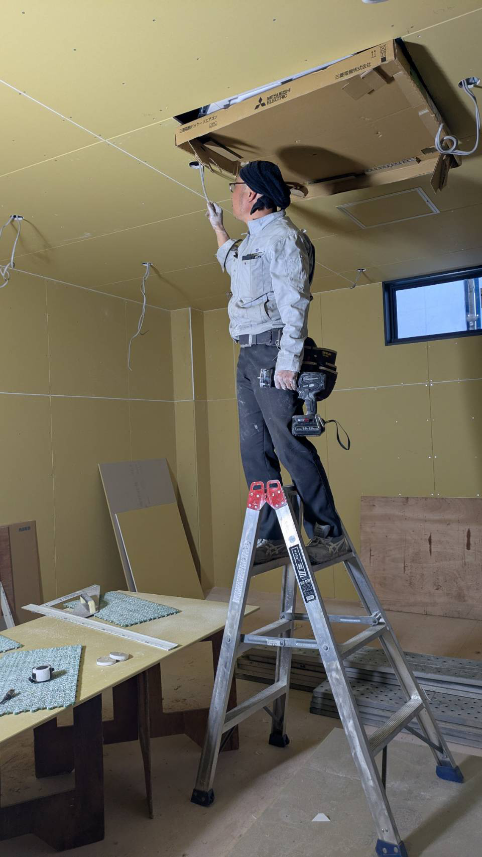 新事務所（電気工事施工中）
